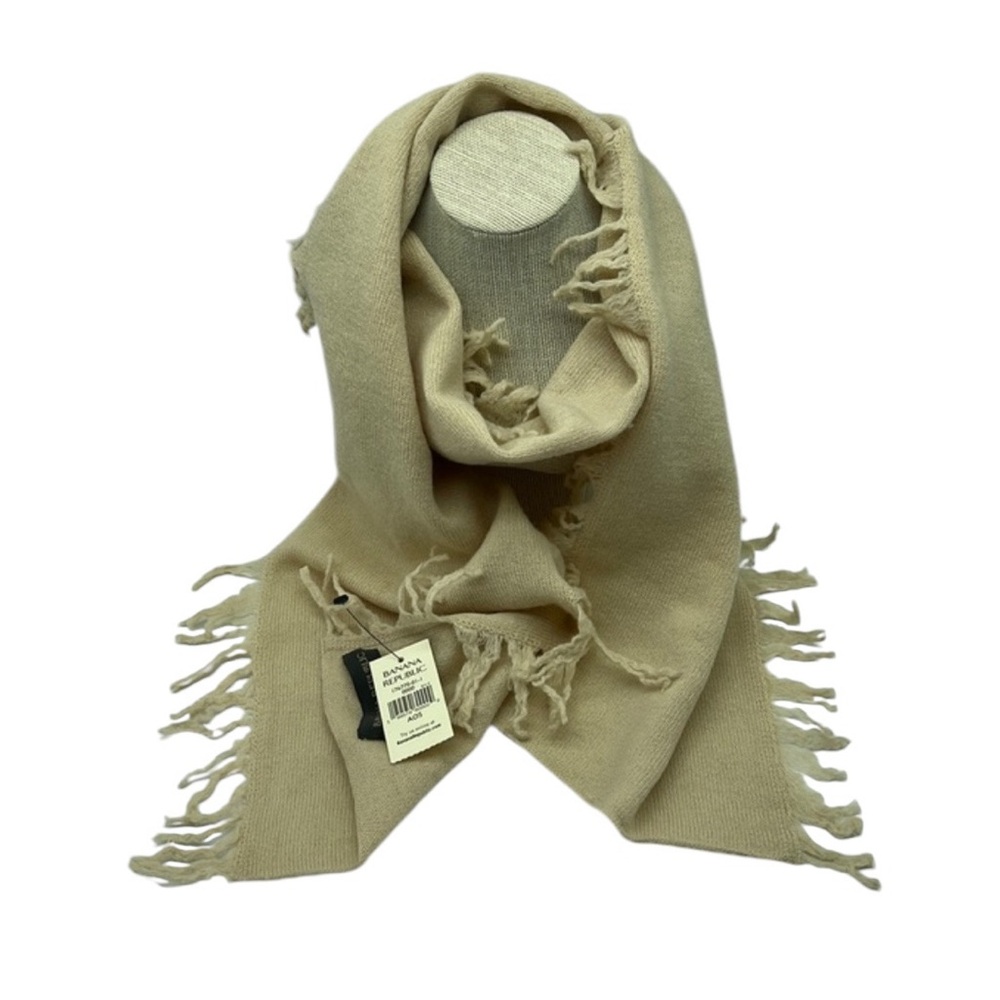 Banana Republic 100% Merino Wool Fringe Trim Scarf Light Beige Unisex